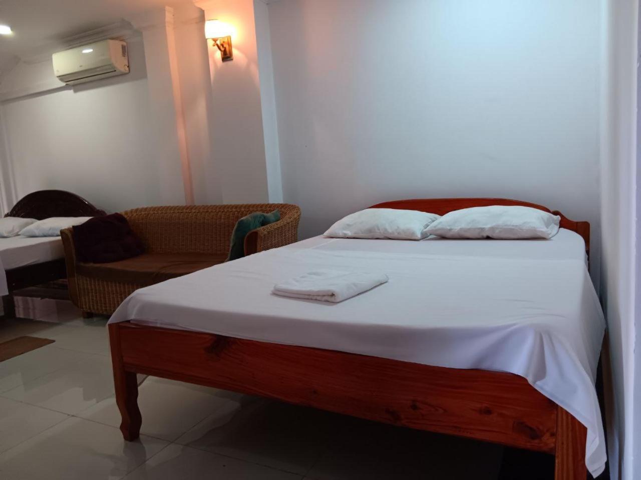 Hotel Good Morning Kâmpôt Zewnętrze zdjęcie