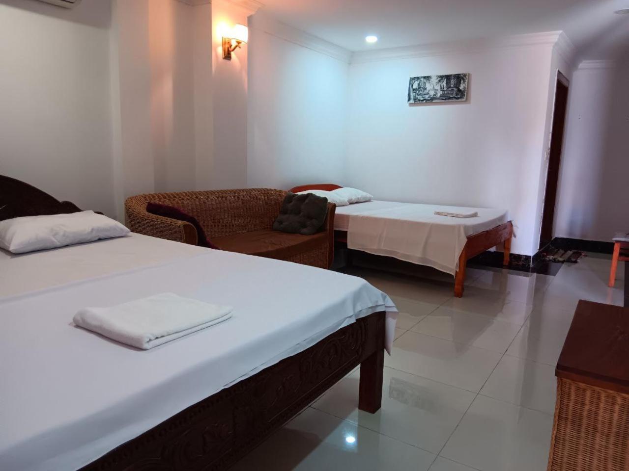 Hotel Good Morning Kâmpôt Zewnętrze zdjęcie