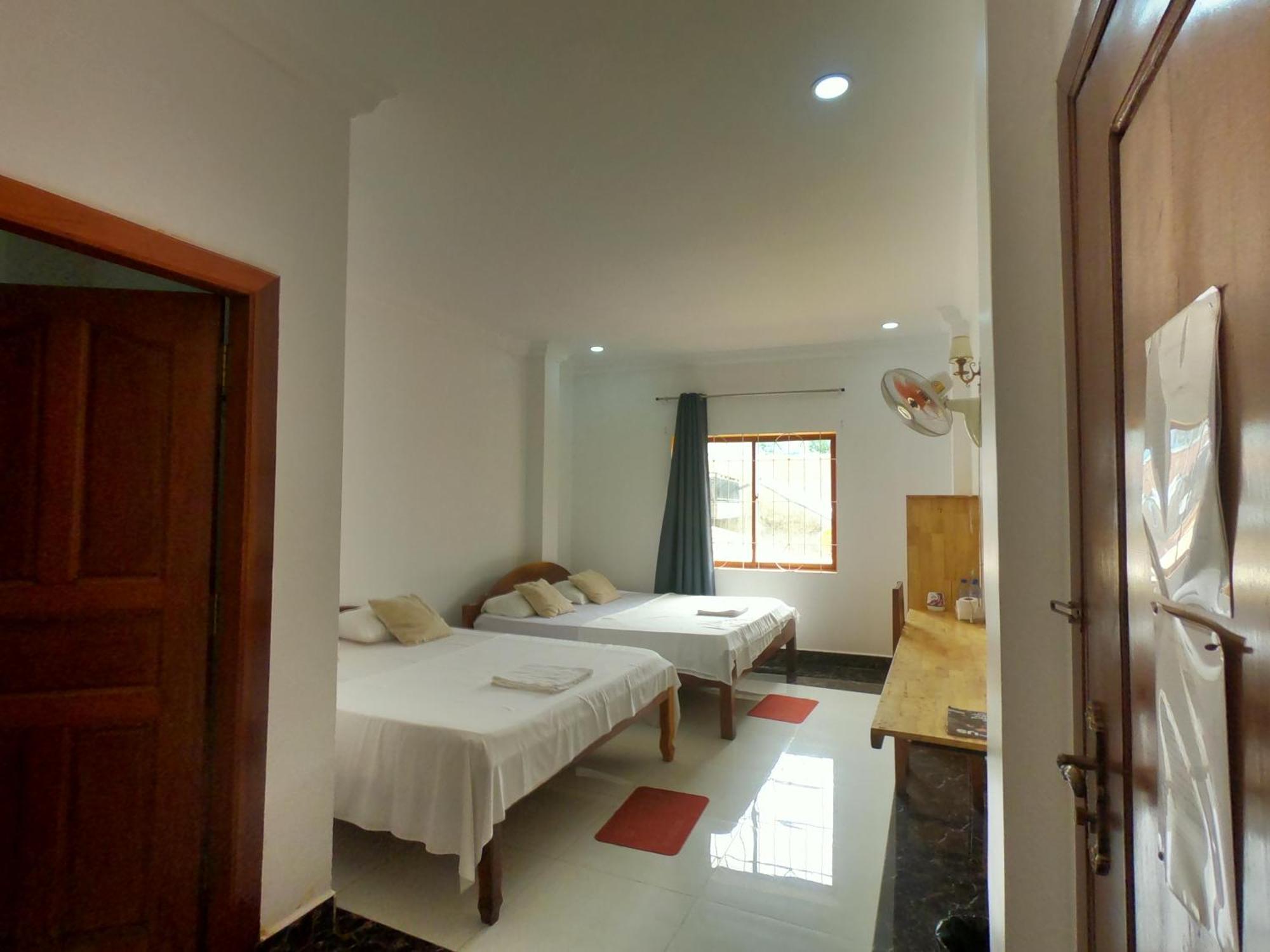 Hotel Good Morning Kâmpôt Zewnętrze zdjęcie