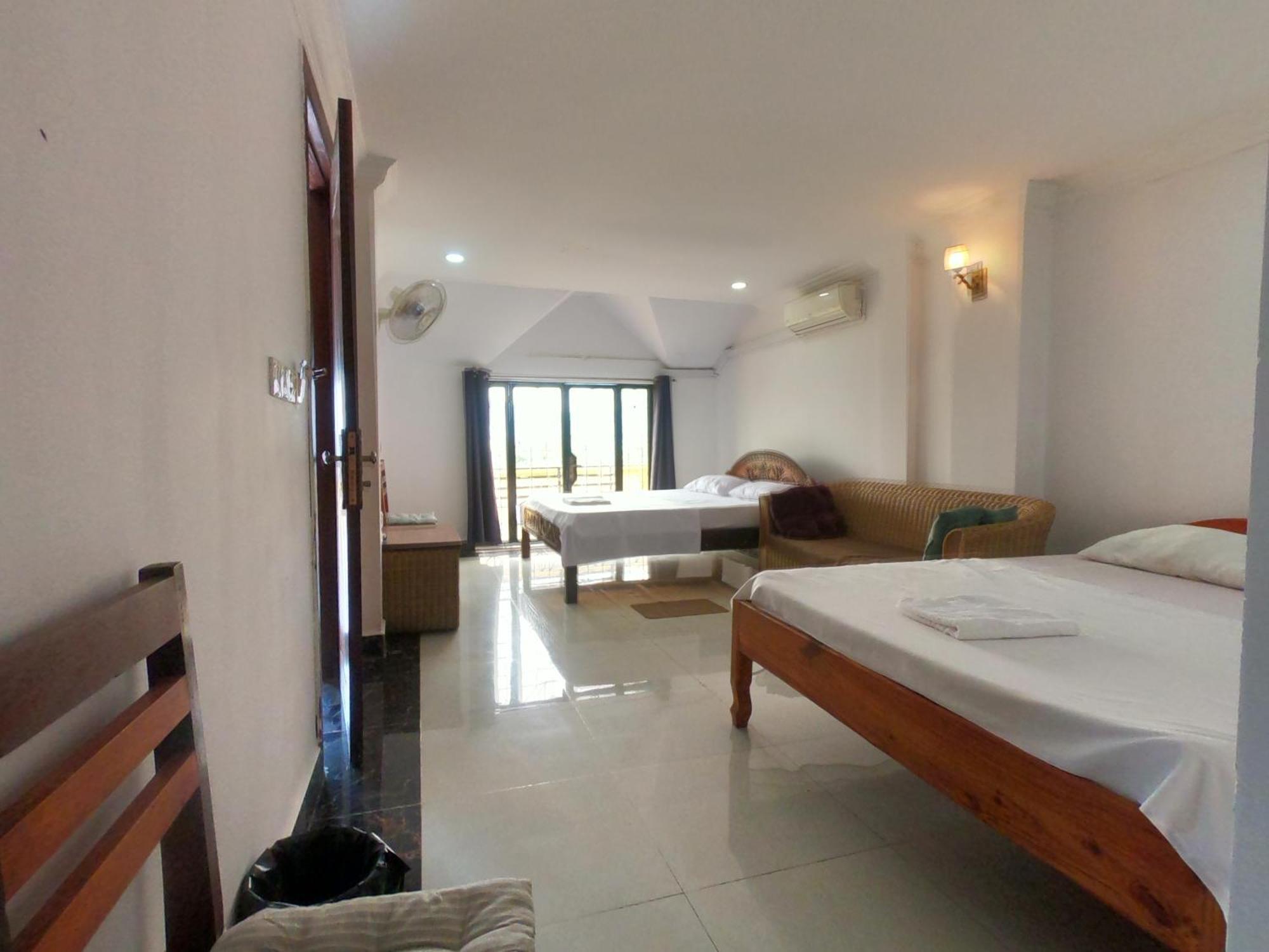 Hotel Good Morning Kâmpôt Zewnętrze zdjęcie
