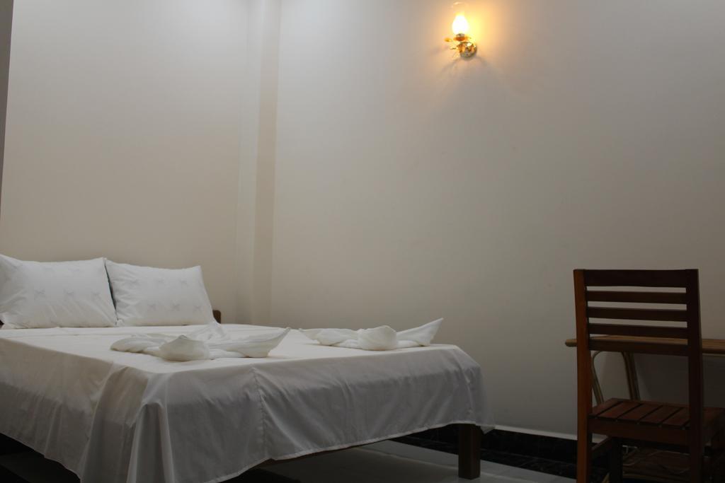Hotel Good Morning Kâmpôt Zewnętrze zdjęcie